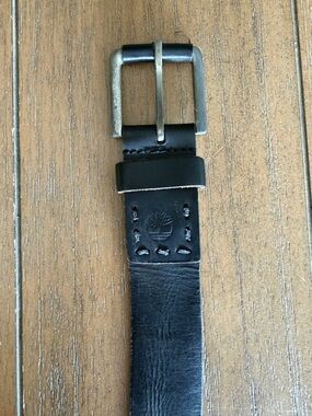 Timberland Black Leather Men’s Belt with Brushed Metal Buckle 38
